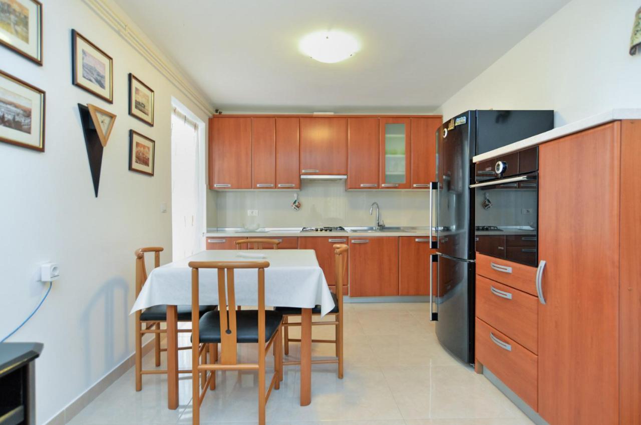 Apartment Snjezana 1064 Ровінь Екстер'єр фото